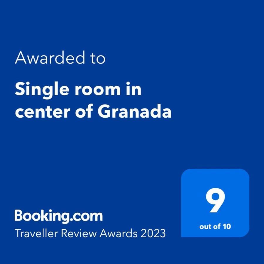 Single Room In Center Of Granada Bagian luar foto